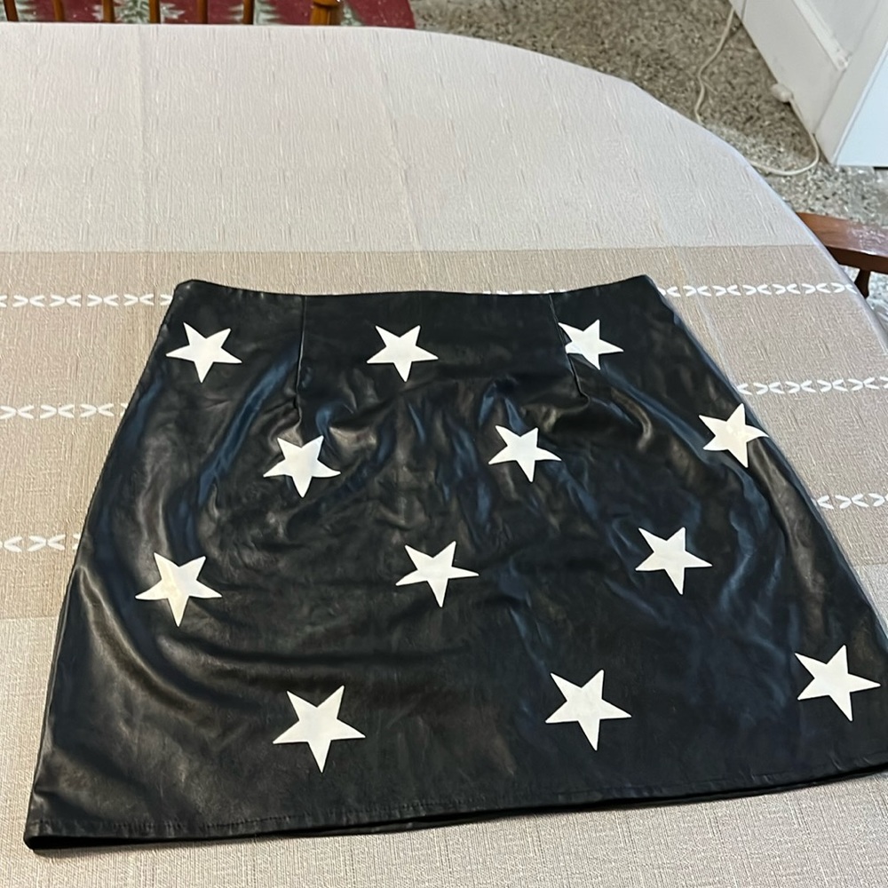 Women’s skirt